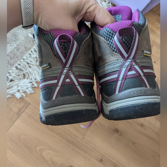 KEEN Targhee III Waterproof Mid Hiking Boots - Picture 6 of 10